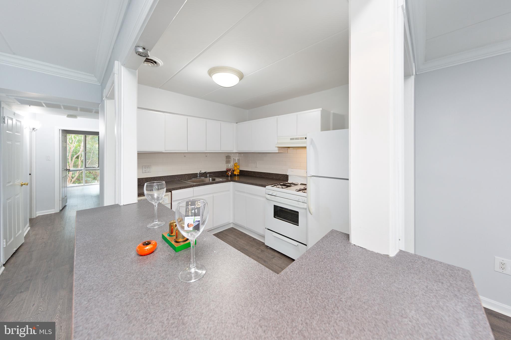 HUNTINGTON CLUB - Residential