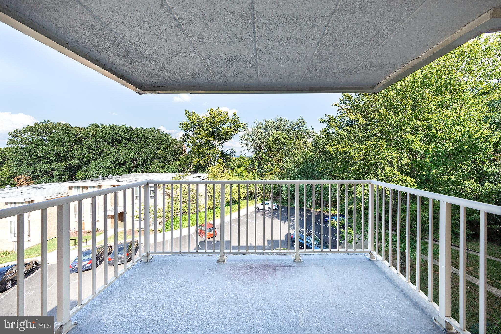 HUNTINGTON CLUB - Residential