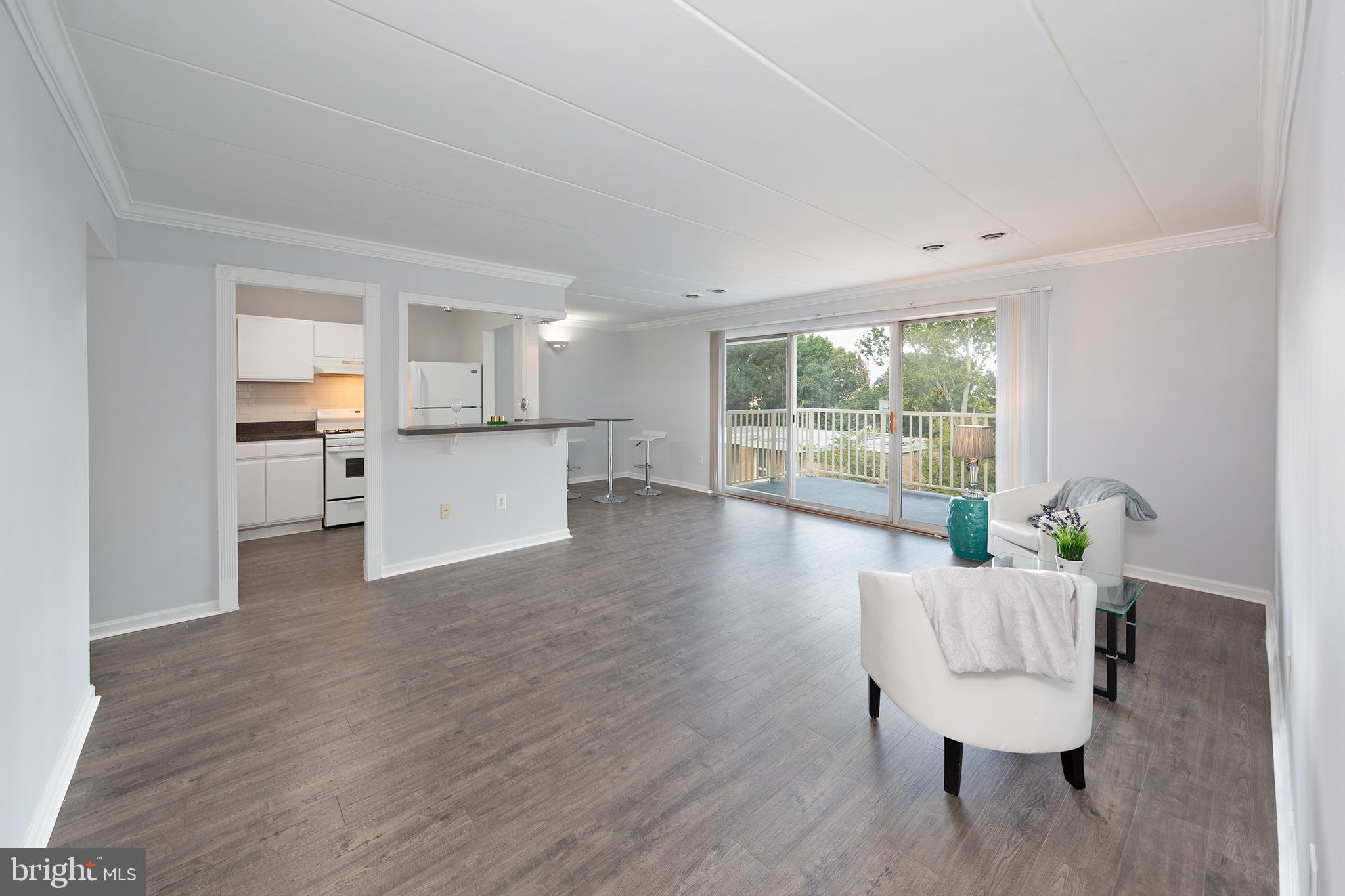 HUNTINGTON CLUB - Residential