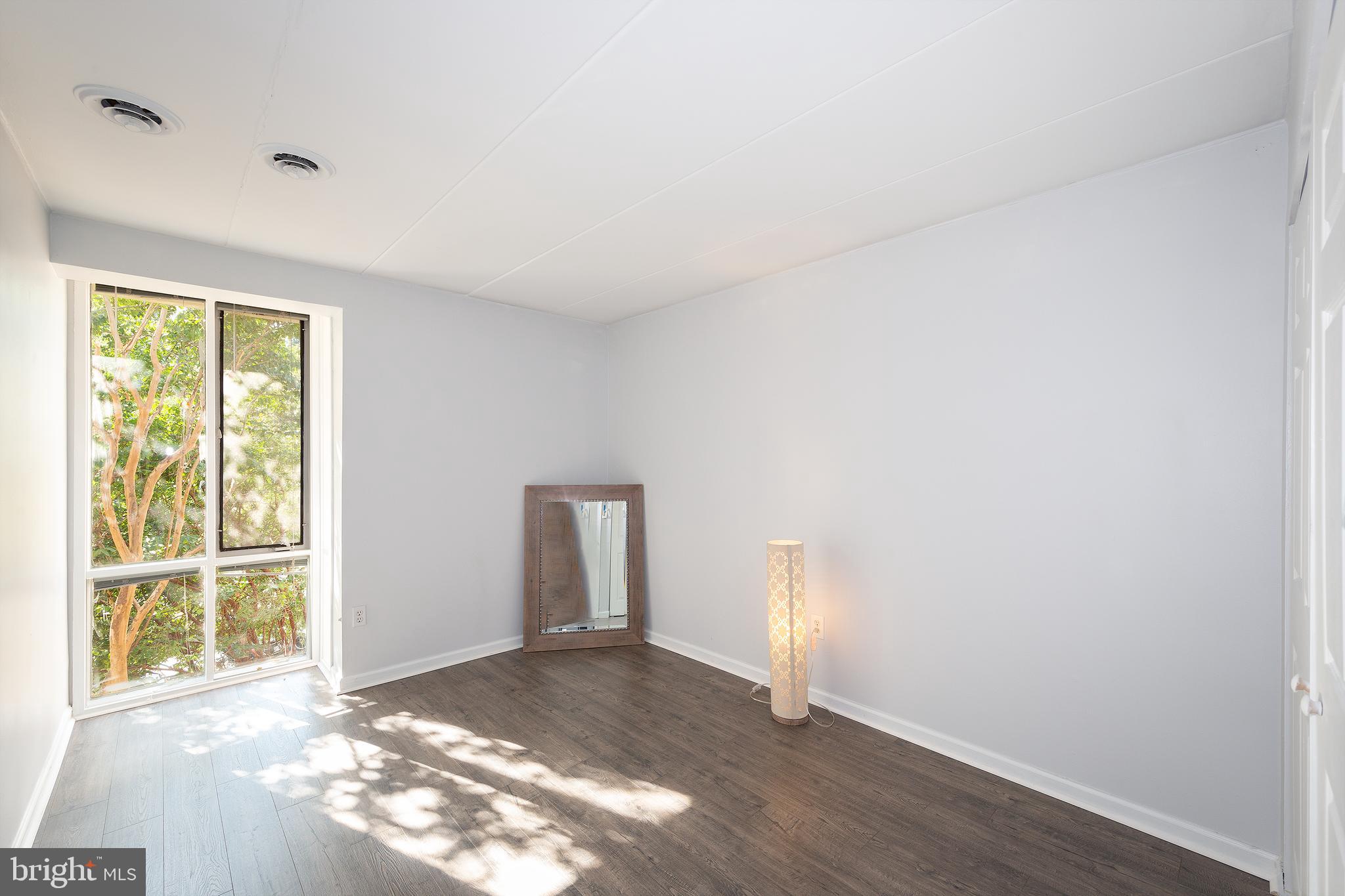 HUNTINGTON CLUB - Residential