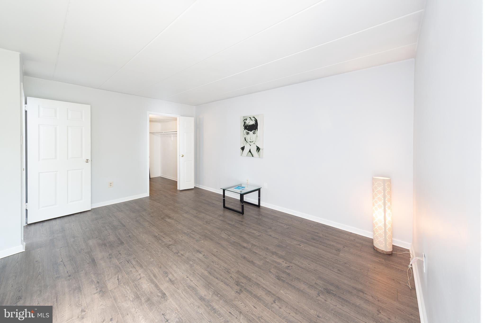 HUNTINGTON CLUB - Residential