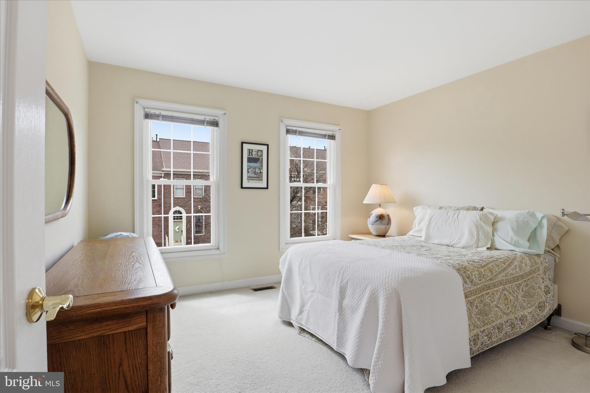 VIRGINIA CENTER - Residential