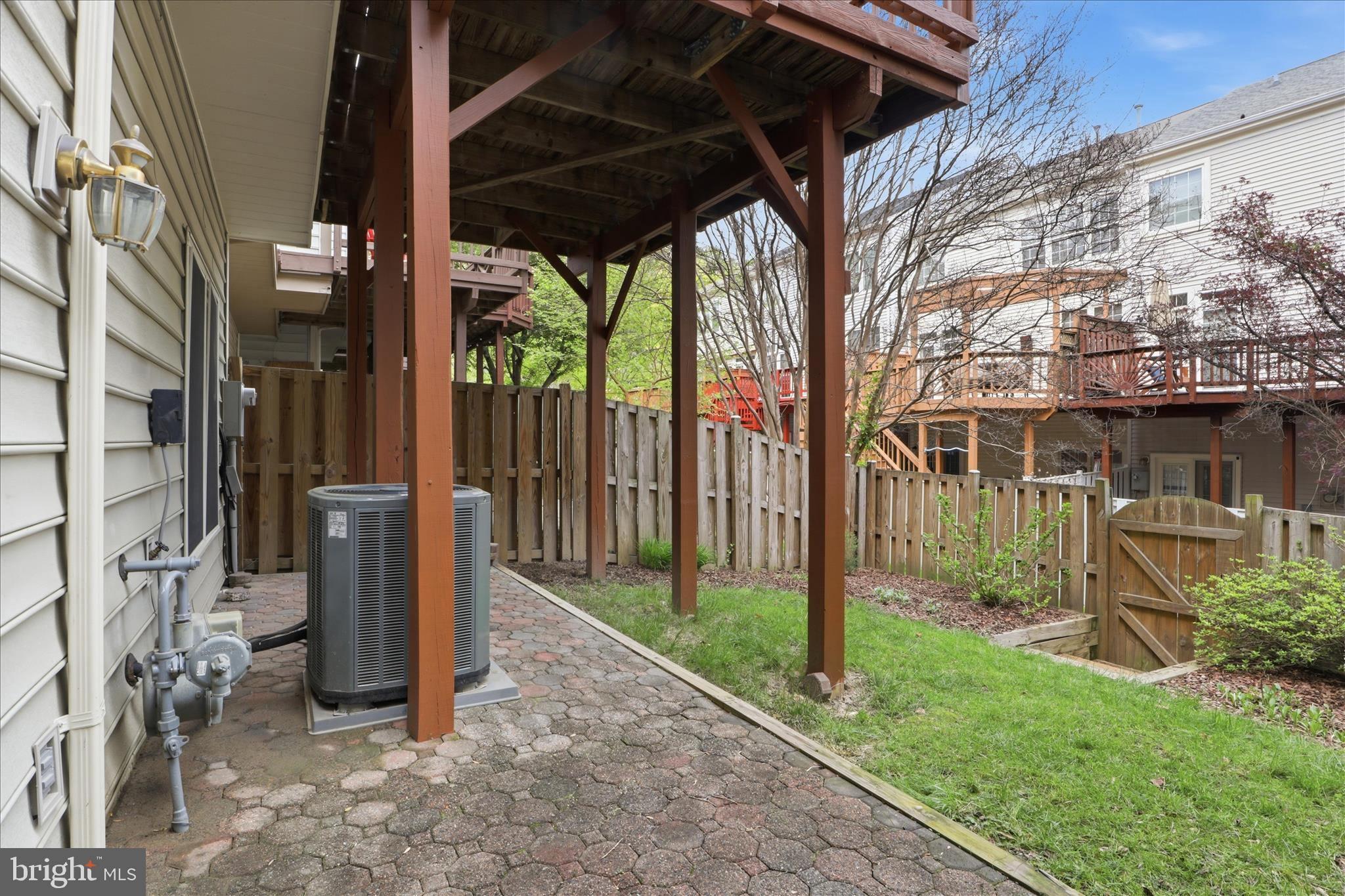 VIRGINIA CENTER - Residential