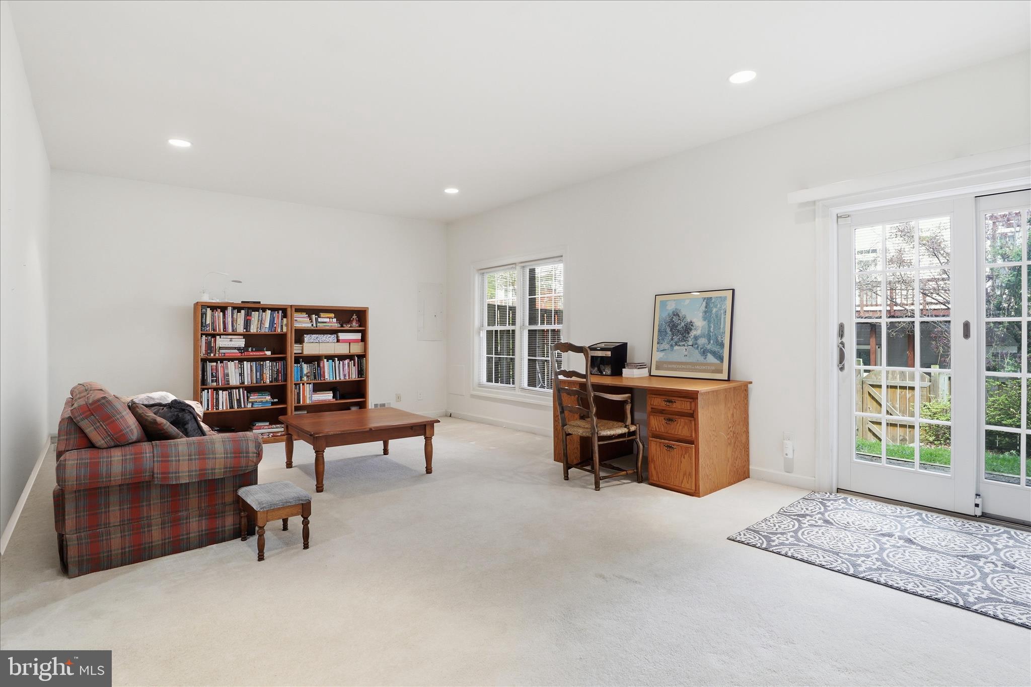 VIRGINIA CENTER - Residential