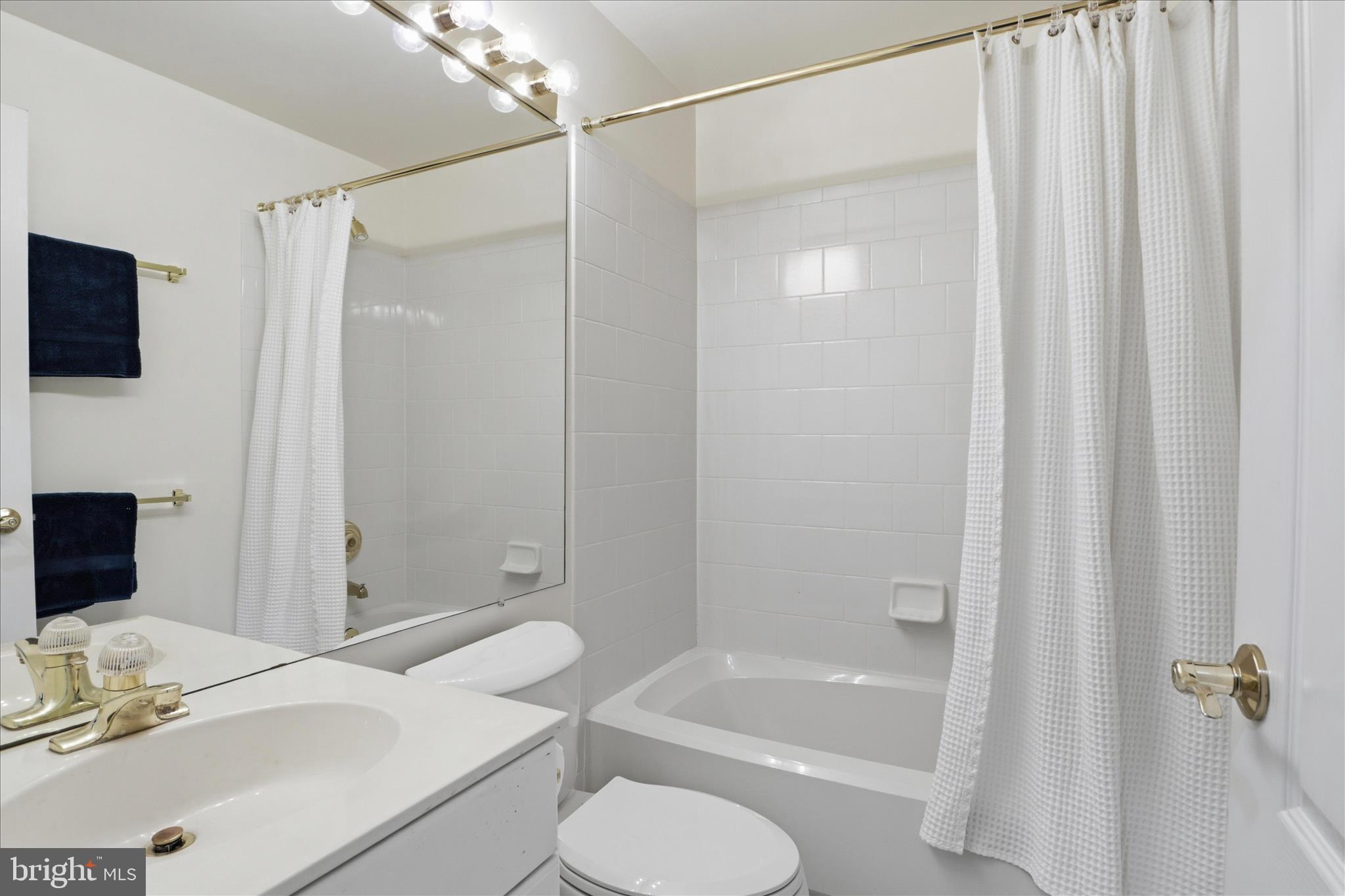 VIRGINIA CENTER - Residential