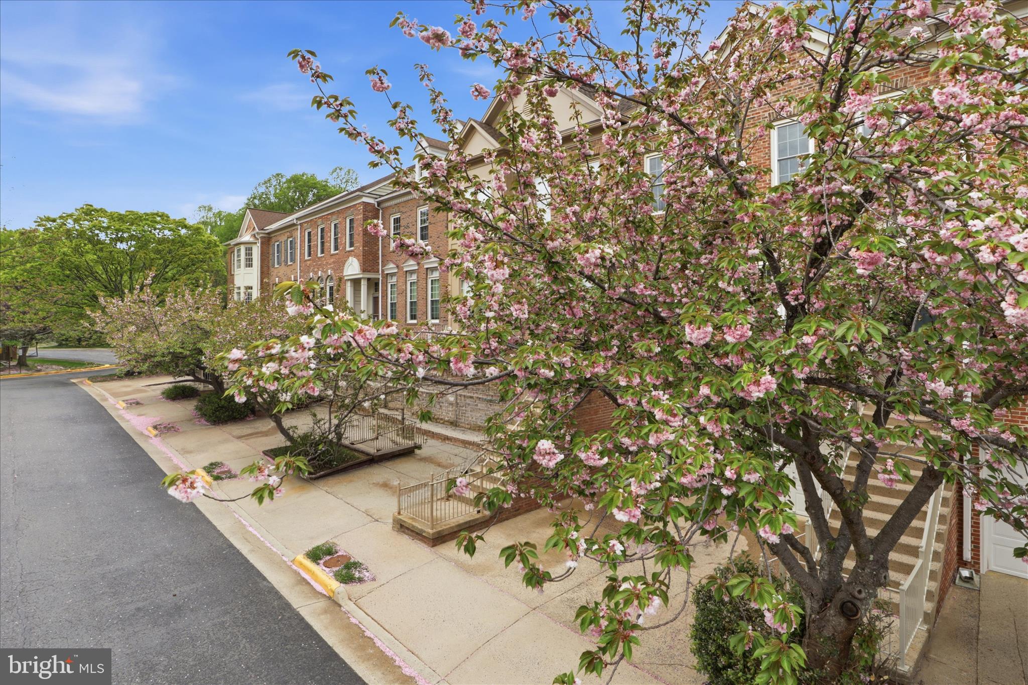 VIRGINIA CENTER - Residential