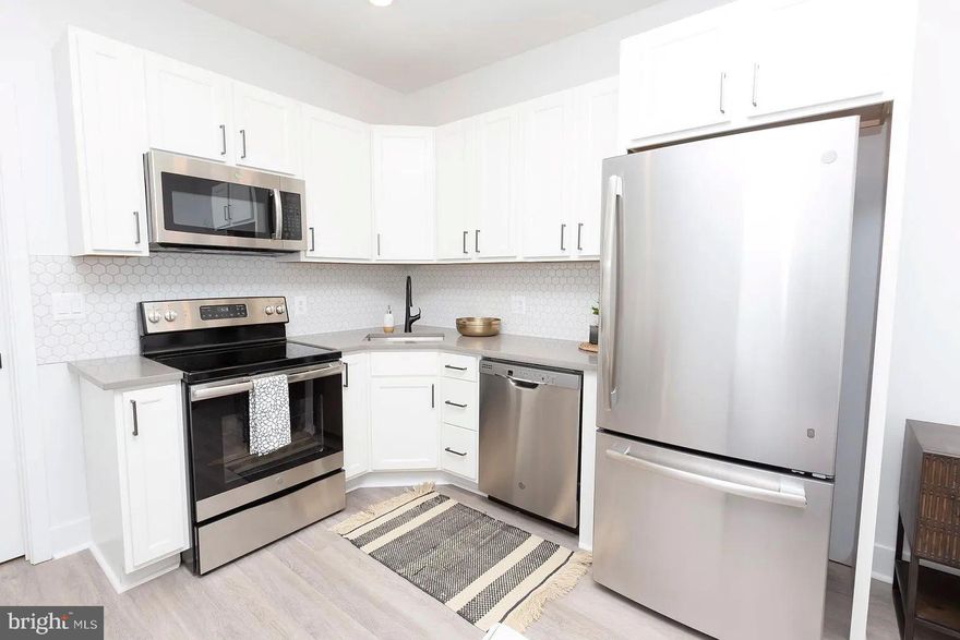 Discover your ideal apartment in The Roland, where luxury living meets historic charm in the heart of Fells Point. Nestled in this picturesque neighborhood, our stunning apartments offer a refined living experience. 

Built in 2020, these new apartments step into open floor plans with soaring ceilings, creating an airy, welcoming ambiance that's flooded with natural light. Your gourmet kitchen, adorned with sleek stainless-steel appliances and black matte hardware, will inspire your inner chef. The custom walk-in closets, engineered hardwood flooring, quartz countertops, white hexagon mosaic tile, and posh lighting add more than a touch of opulence to your everyday routine.

Welcome to Fells Point, where charming cobblestone streets meet the waterfront. This pedestrian-friendly neighborhood boasts an array of bars, top-rated restaurants, and boutique stores. It's also home to one of Baltimore's most luxurious hotels, The Pendry. Explore historic streets, savor a lively culinary scene, and immerse yourself in the rich history and vibrant culture of this unique Baltimore neighborhood.

Your oasis at The Roland awaits, and we are ready to help you find your dream apartment!

Please note that the photos are of a model apartment home at The Roland; however, the Matterport shows the actual apartment home.