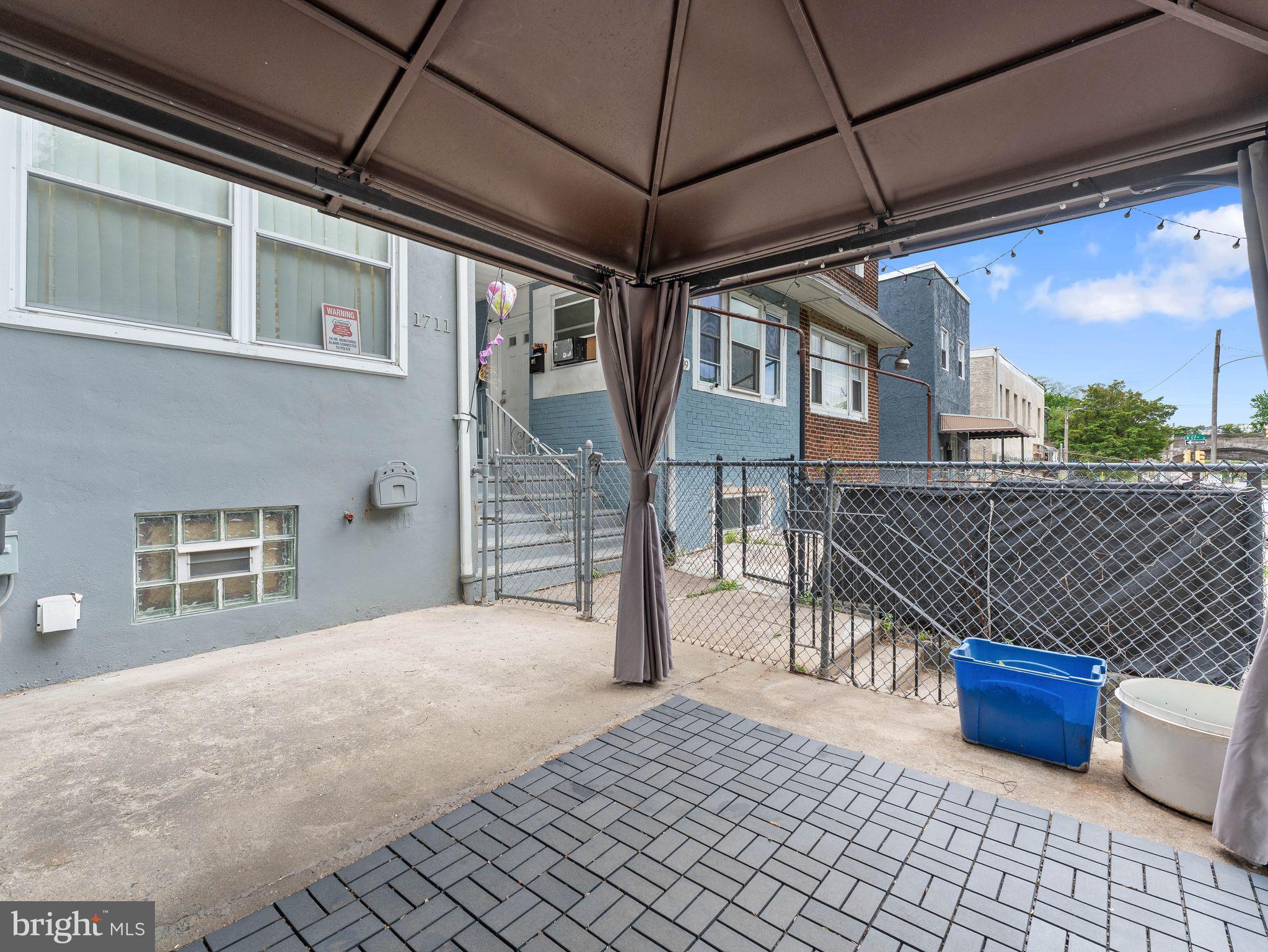 1711 BELFIELD AVENUE