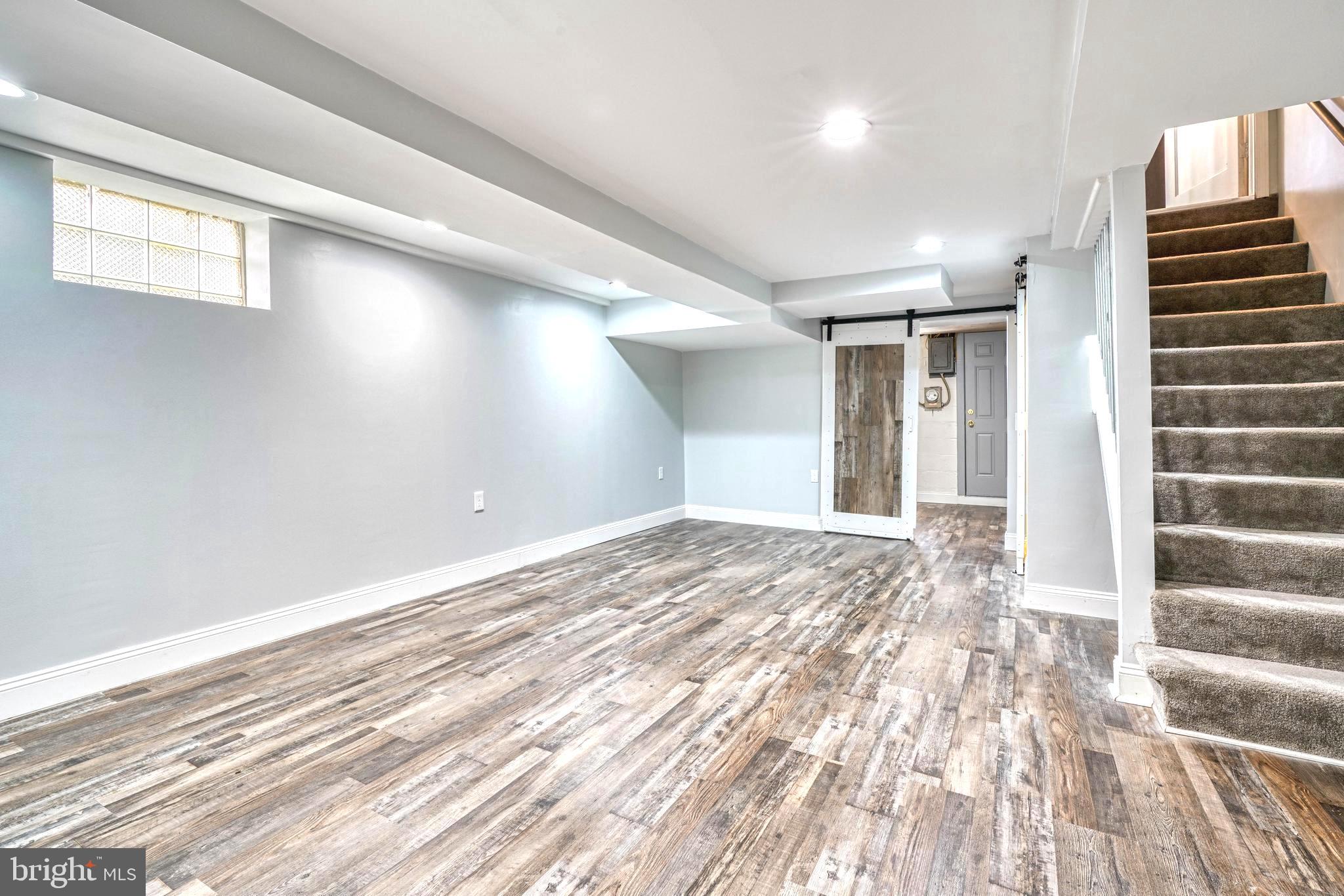 WEST INVERNESS - Residential