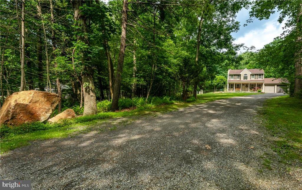 341 STONE MOUNTAIN ROAD