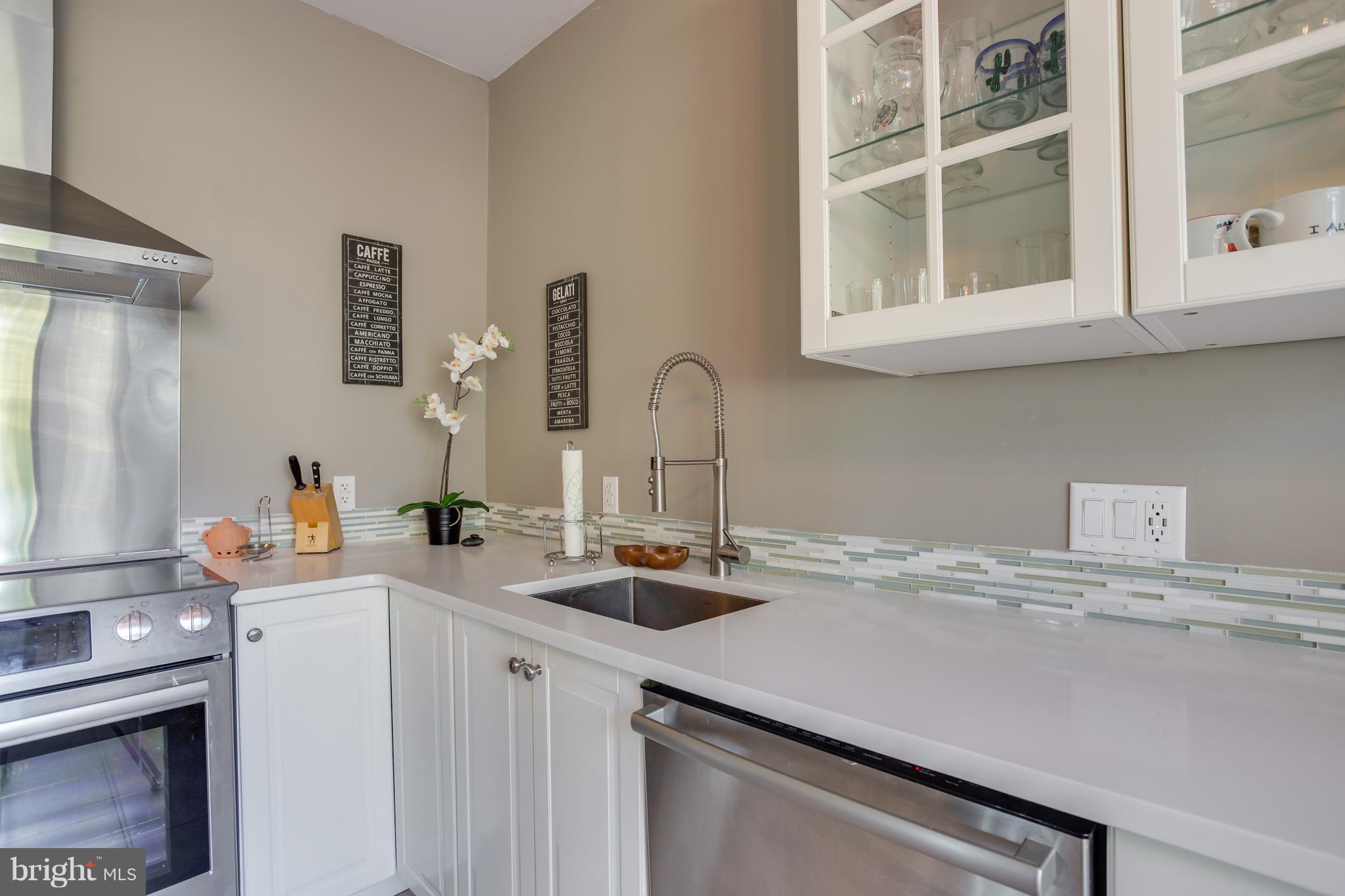 BELMONT HILLS/INGLESIDE - Residential