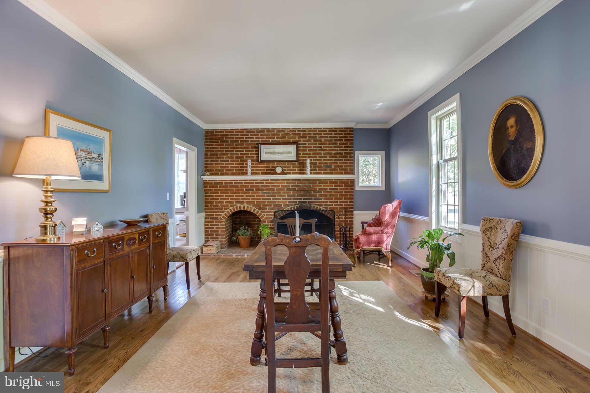 BELMONT HILLS/INGLESIDE - Residential