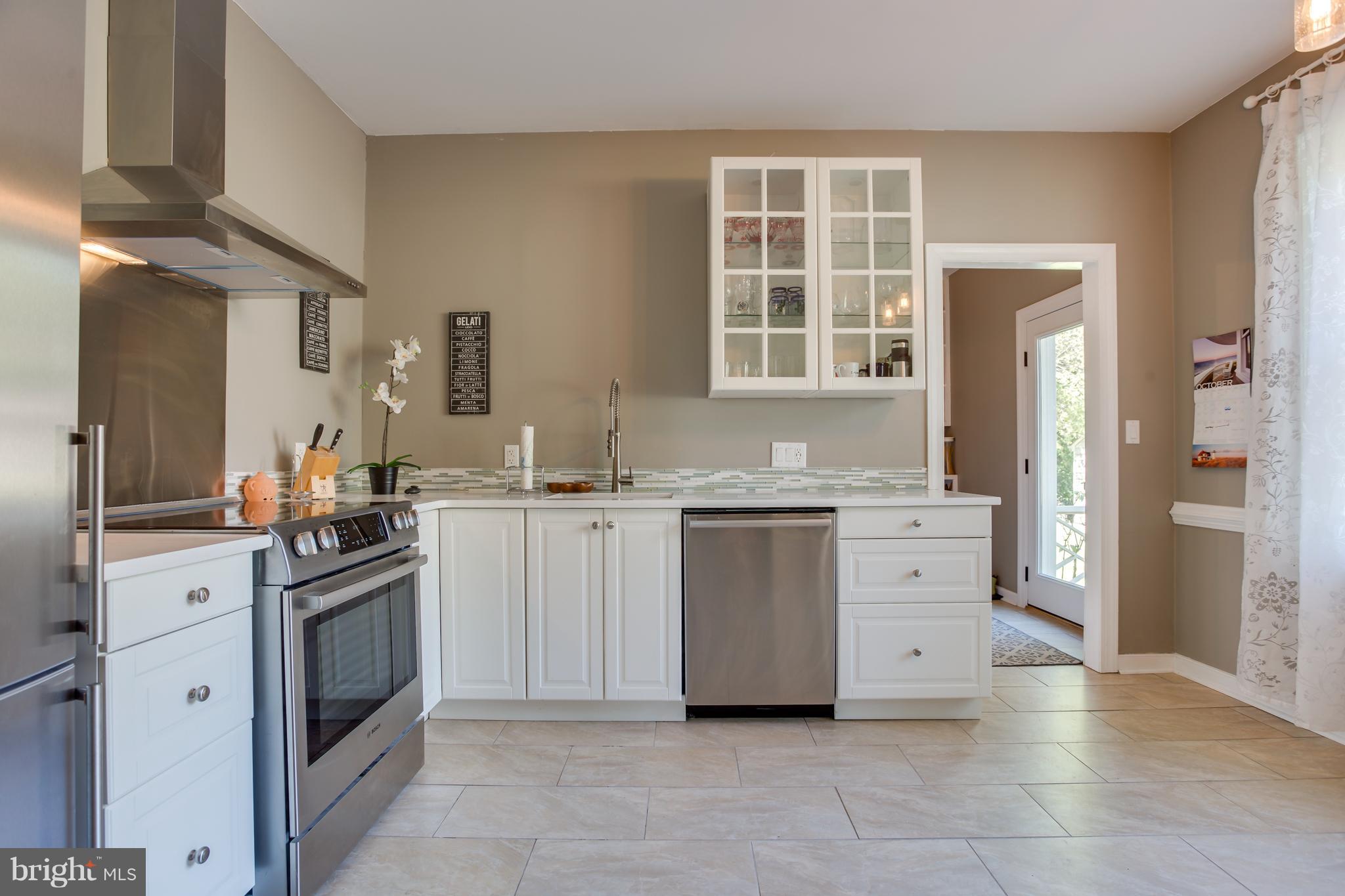 BELMONT HILLS/INGLESIDE - Residential