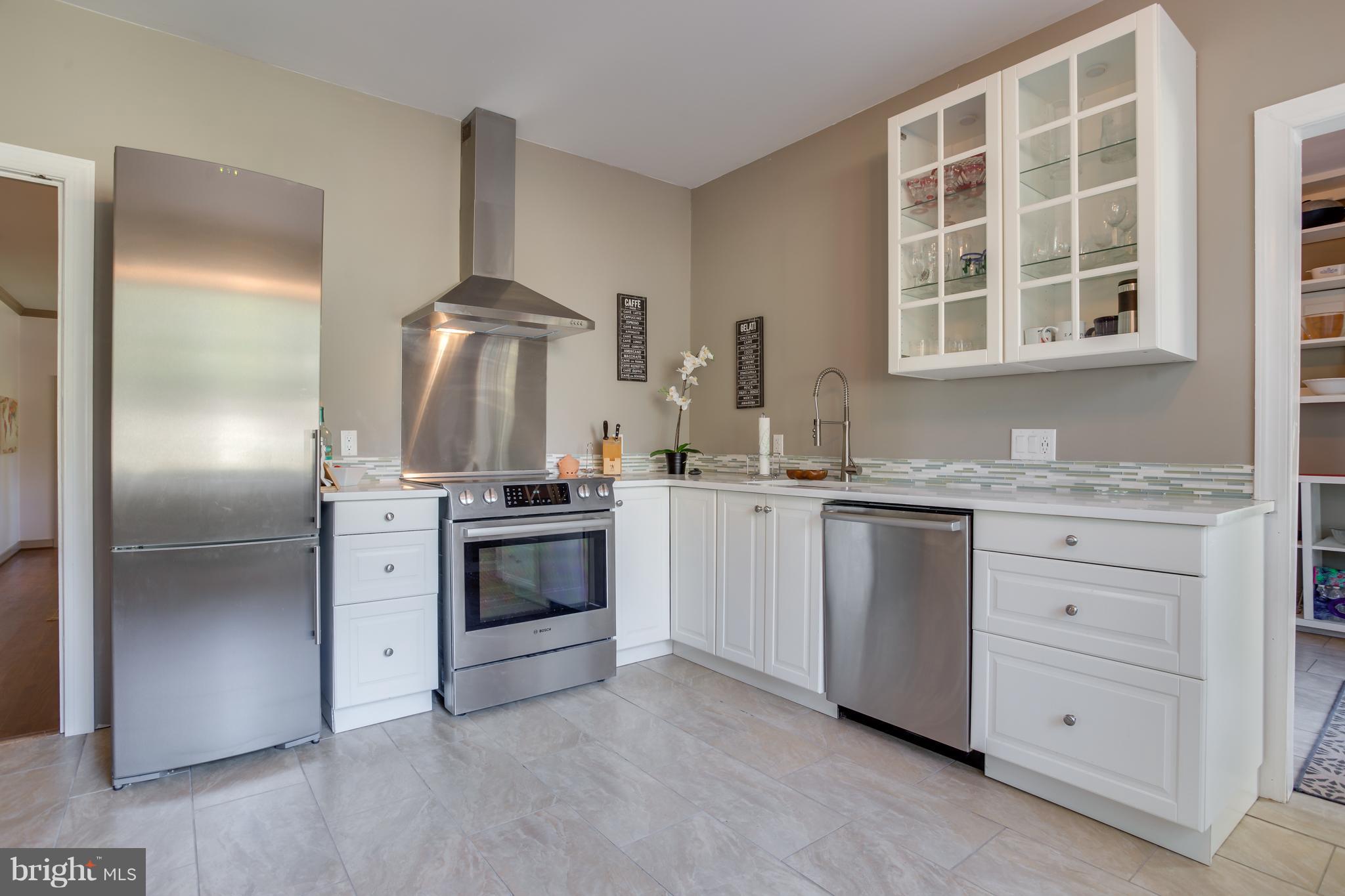 BELMONT HILLS/INGLESIDE - Residential