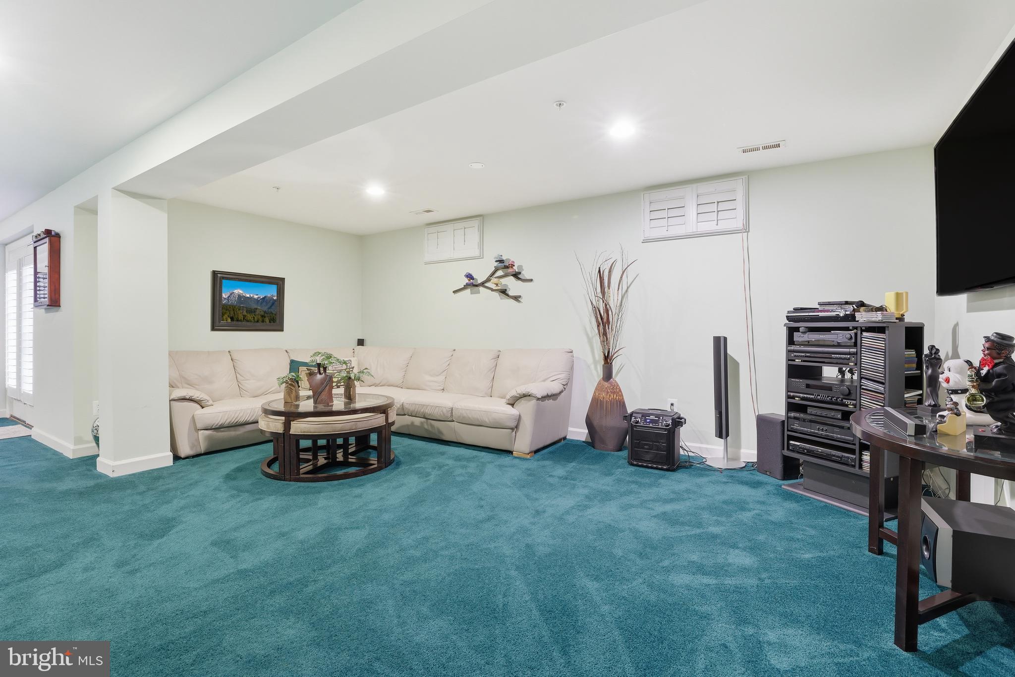 DENIT ESTATES - Residential