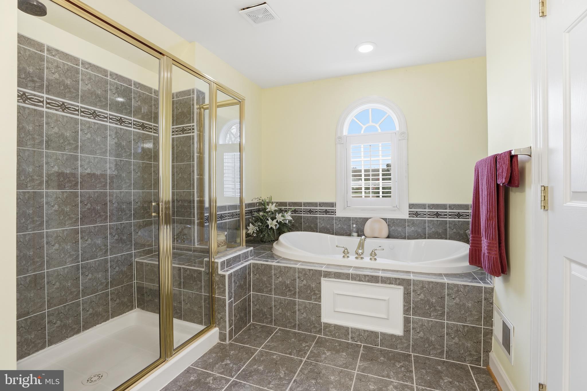 DENIT ESTATES - Residential