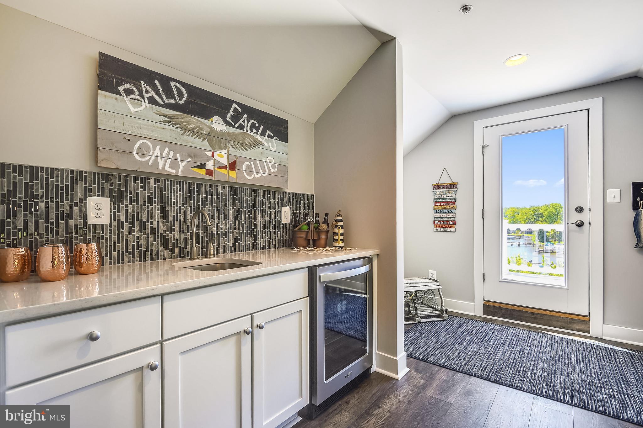 HIGH VIEW - Residential