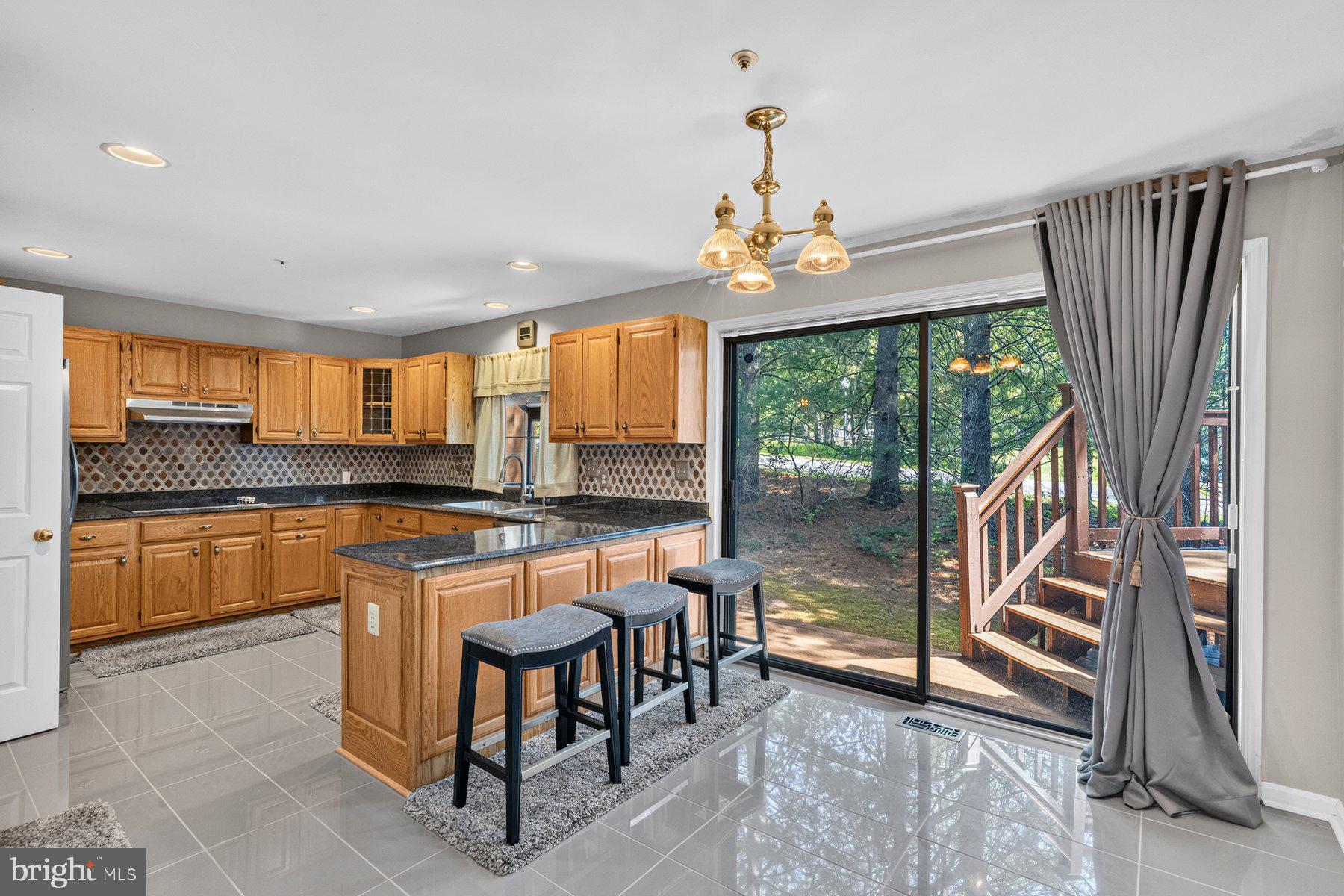 2749 WOODLAKE ROAD