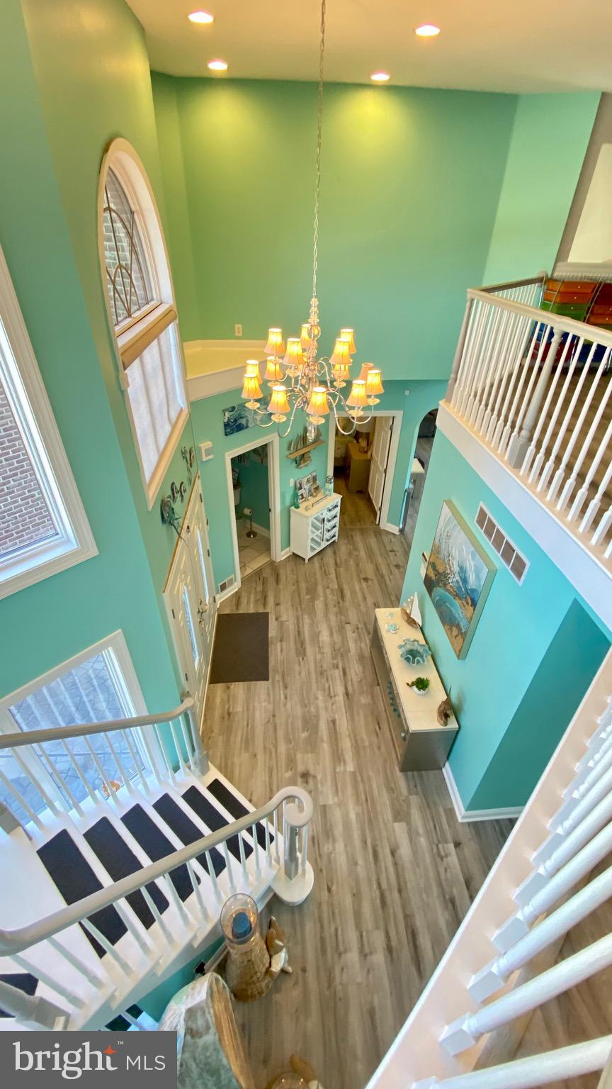 TAYLORS POINTE - Residential