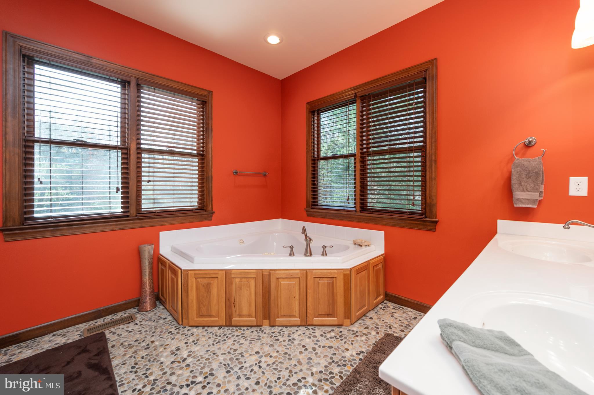 SHIPWRECK FARM - Residential