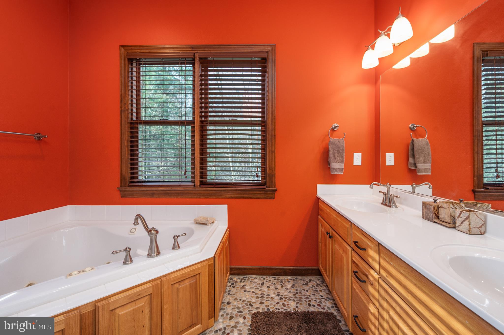 SHIPWRECK FARM - Residential