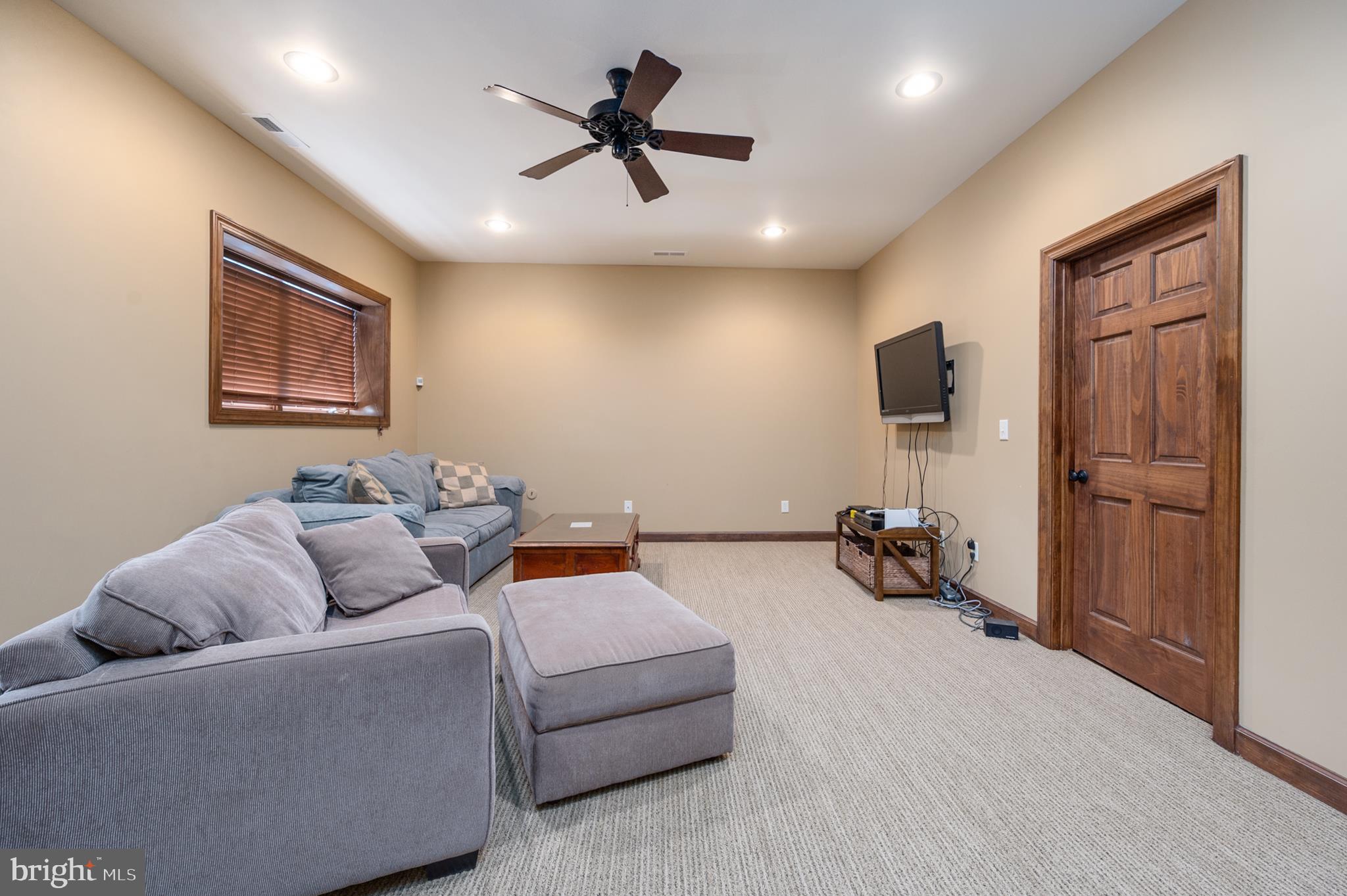 SHIPWRECK FARM - Residential