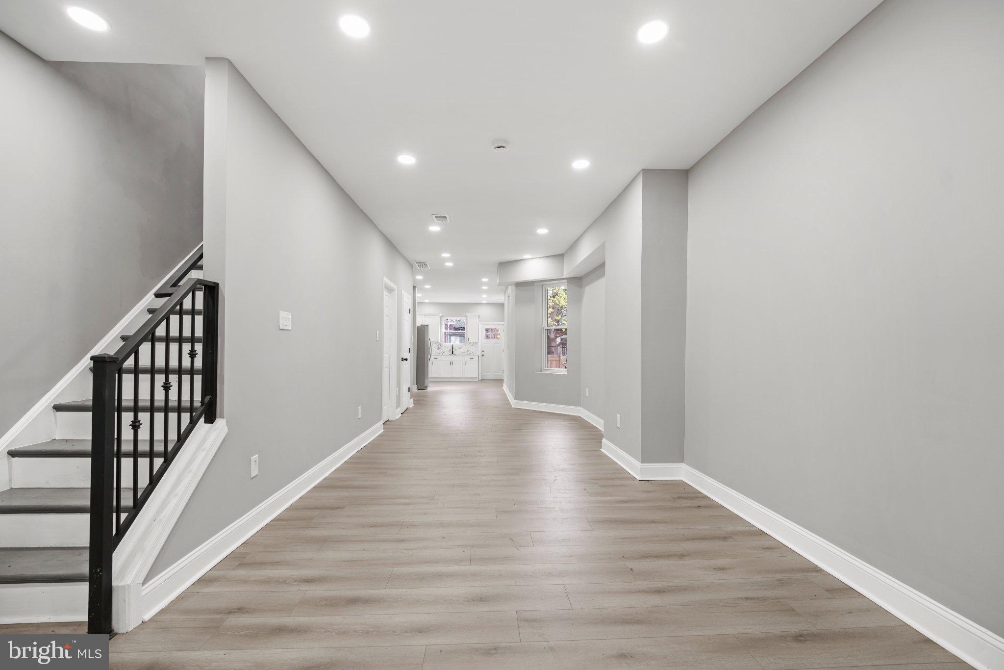 UNIVERSITY CITY - Residential