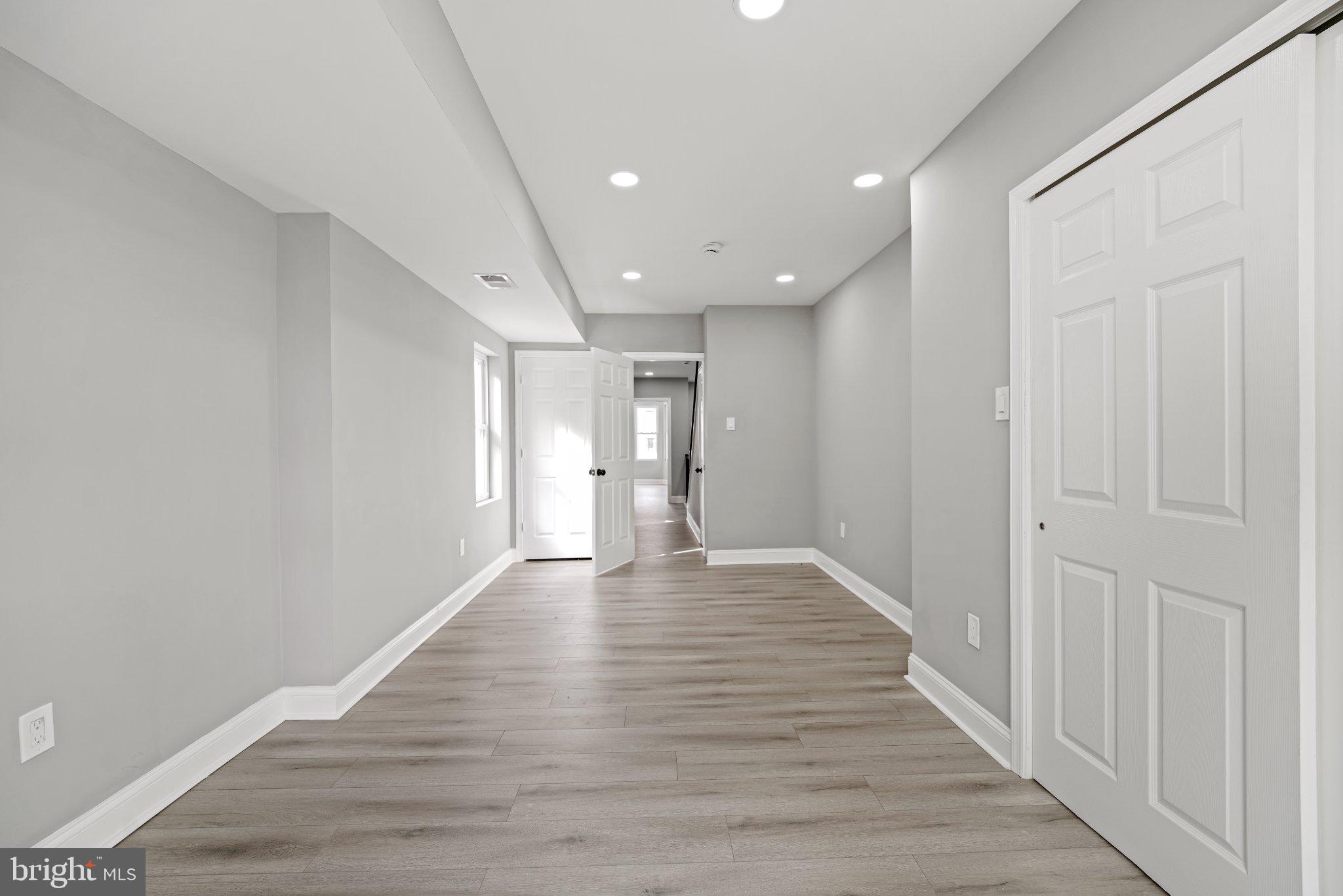 UNIVERSITY CITY - Residential