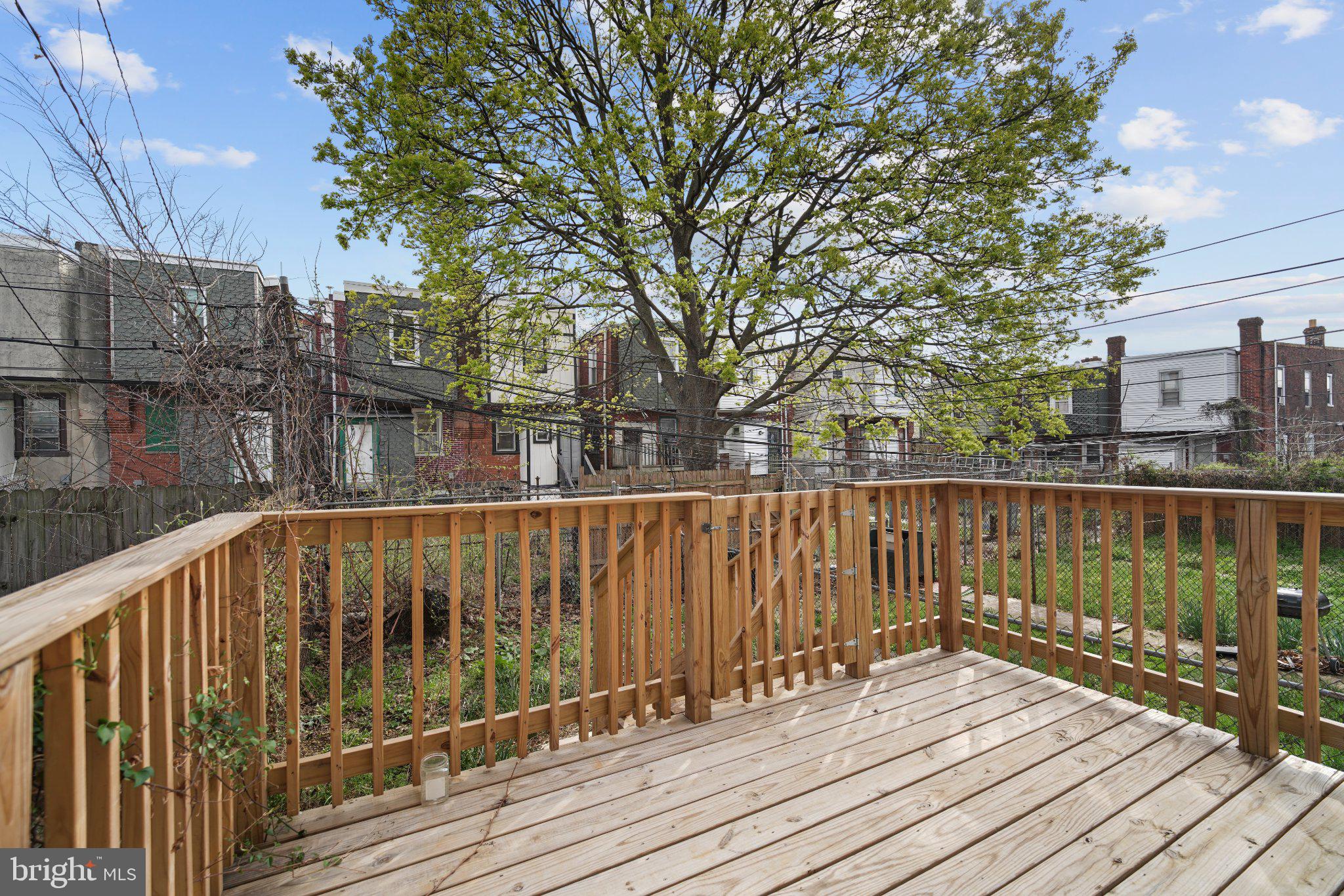 UNIVERSITY CITY - Residential