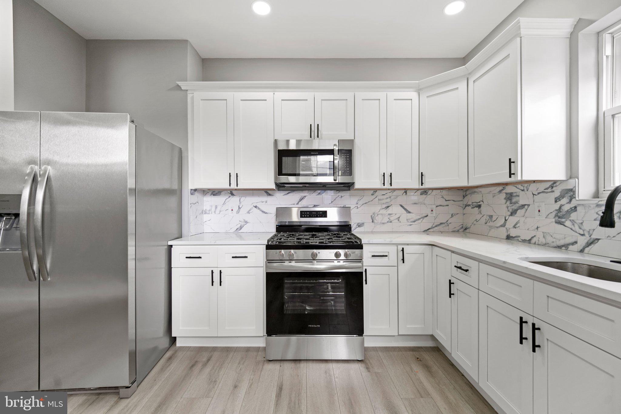 UNIVERSITY CITY - Residential