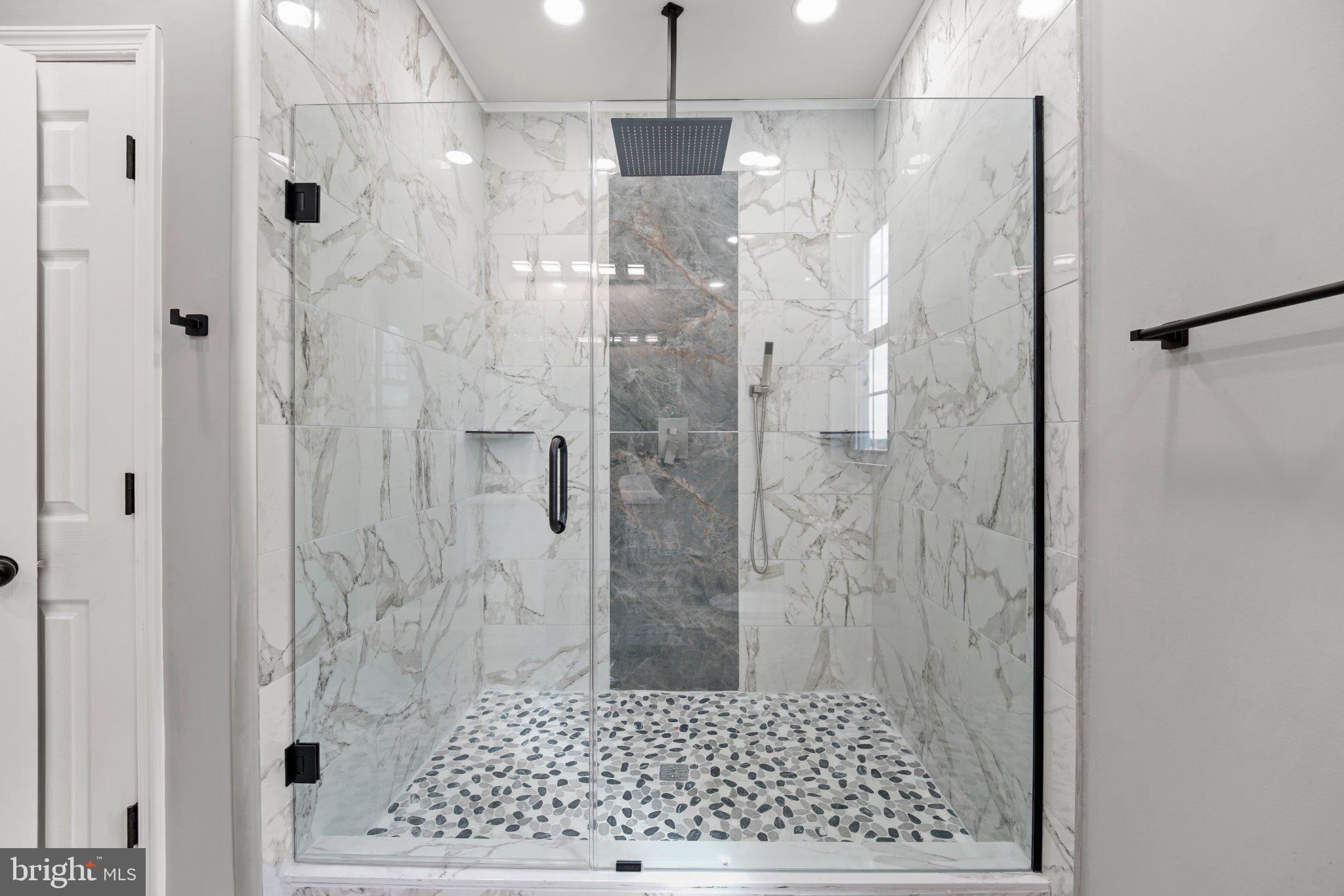 UNIVERSITY CITY - Residential