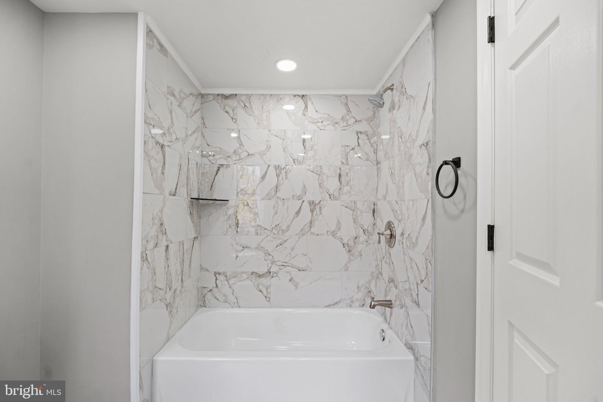 UNIVERSITY CITY - Residential