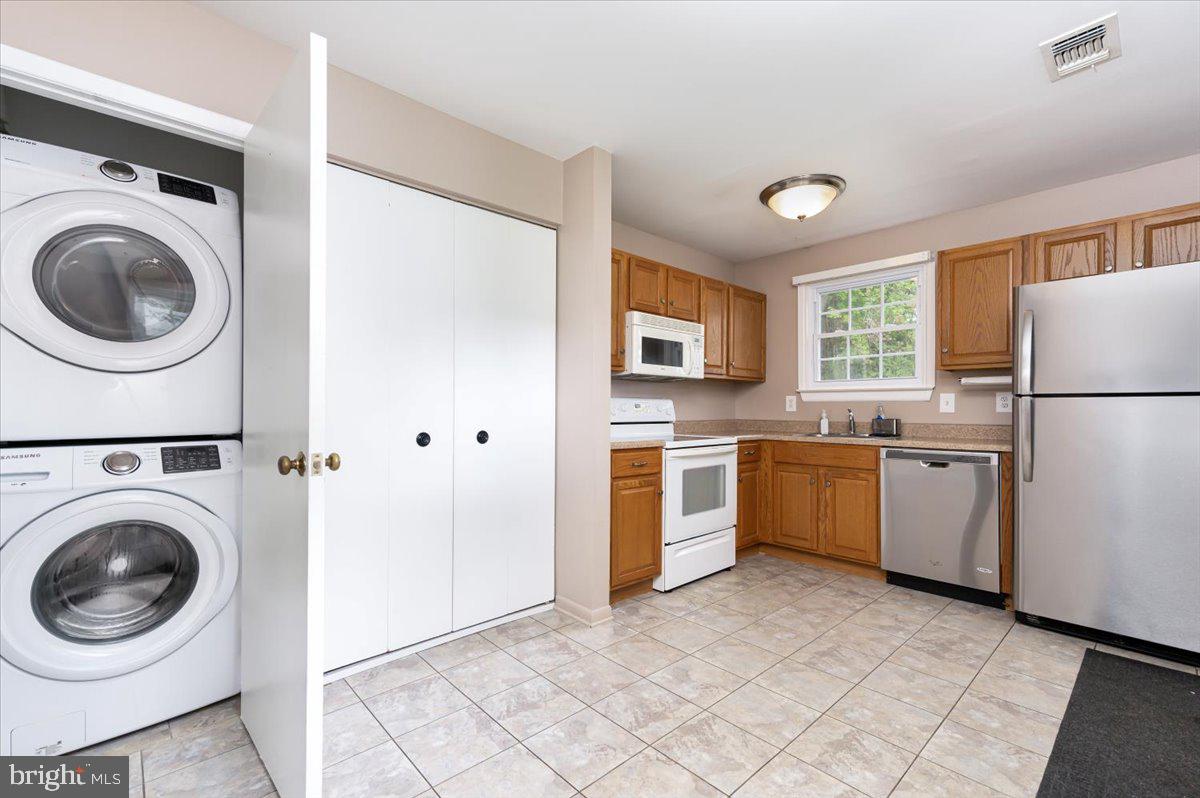 BRIGHTLEAF - Residential