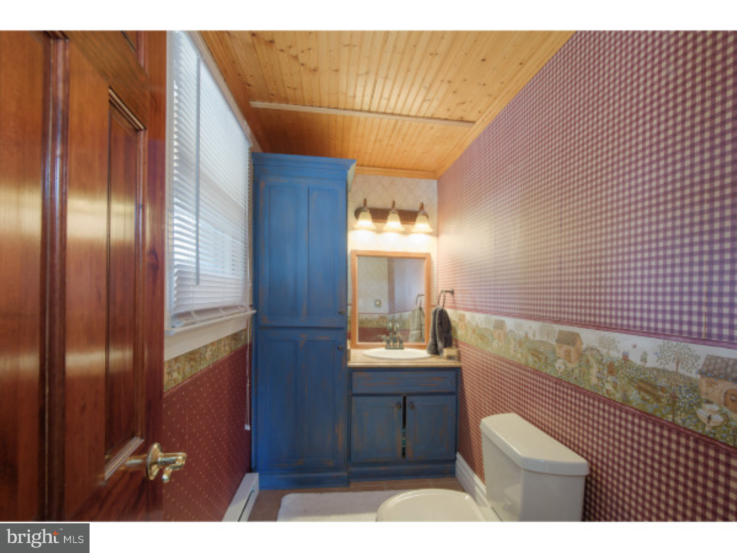 CRESTWOOD - Residential