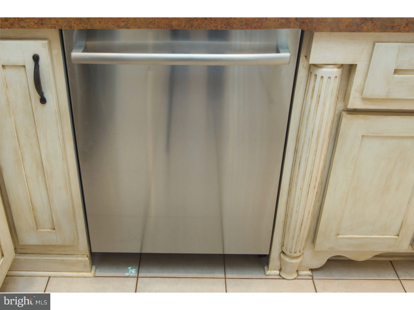 CRESTWOOD - Residential