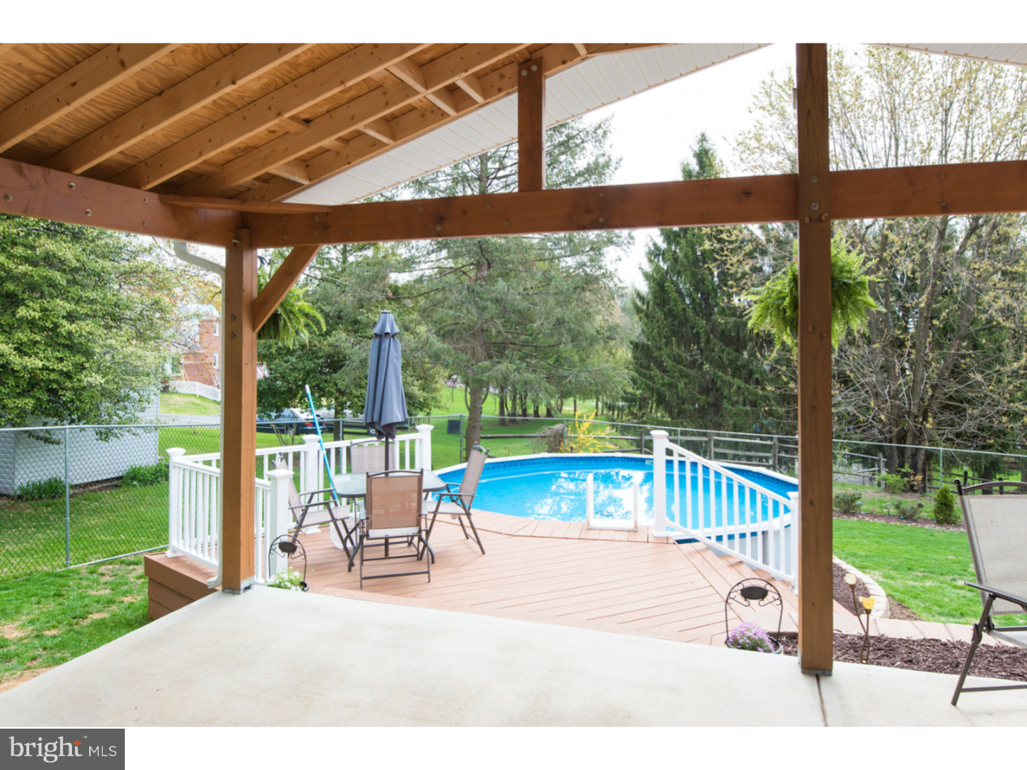 CRESTWOOD - Residential