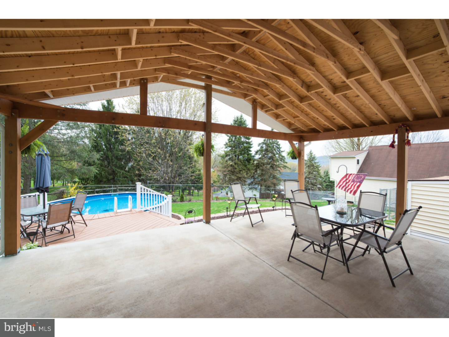 CRESTWOOD - Residential