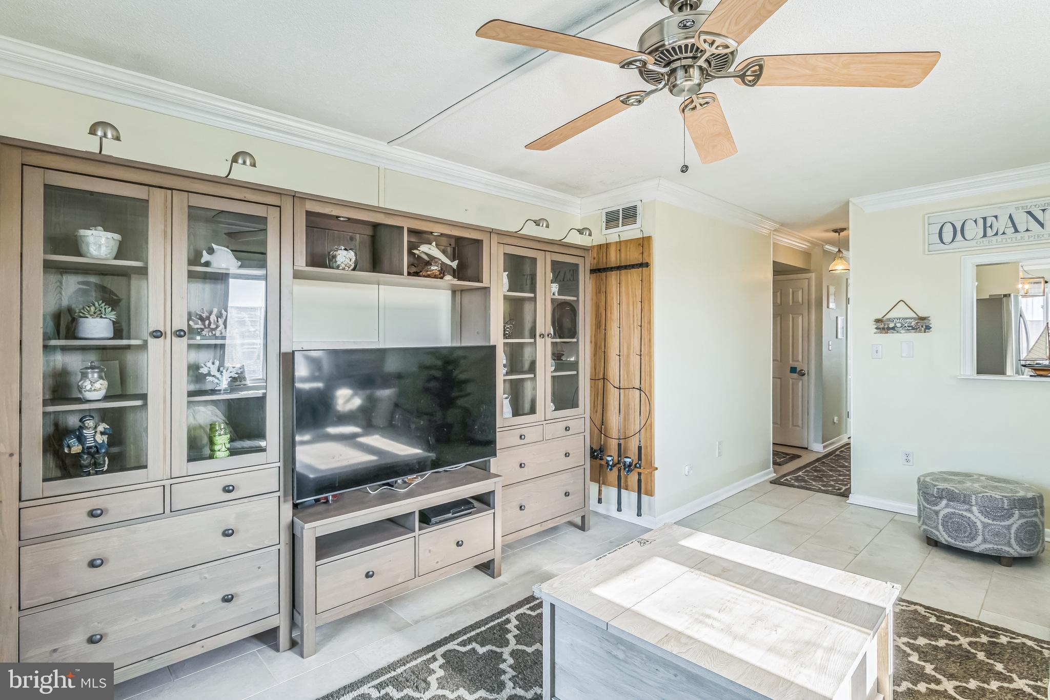 411 BAYSHORE DRIVE 301