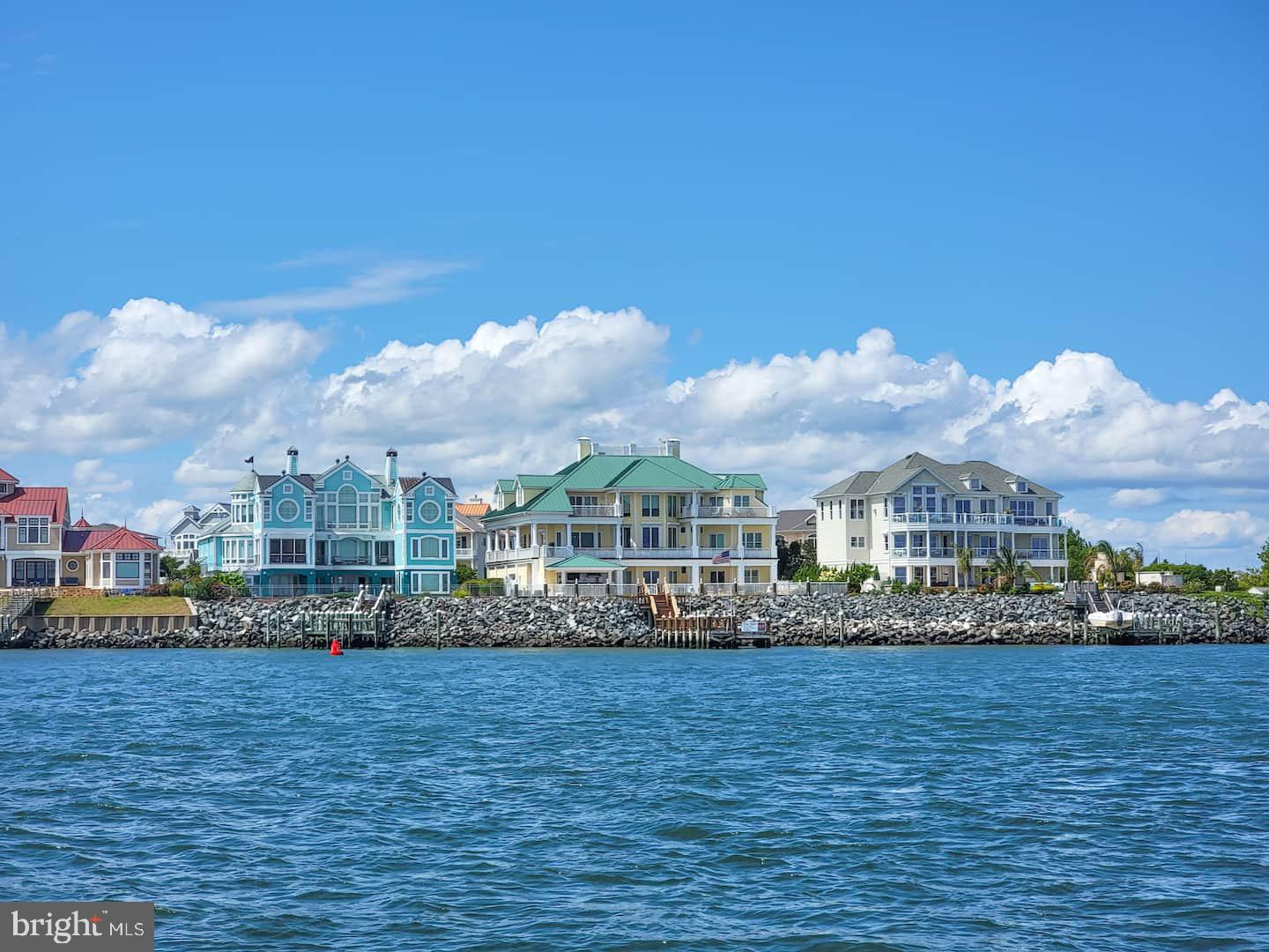 DOWNTOWN OC - Residential