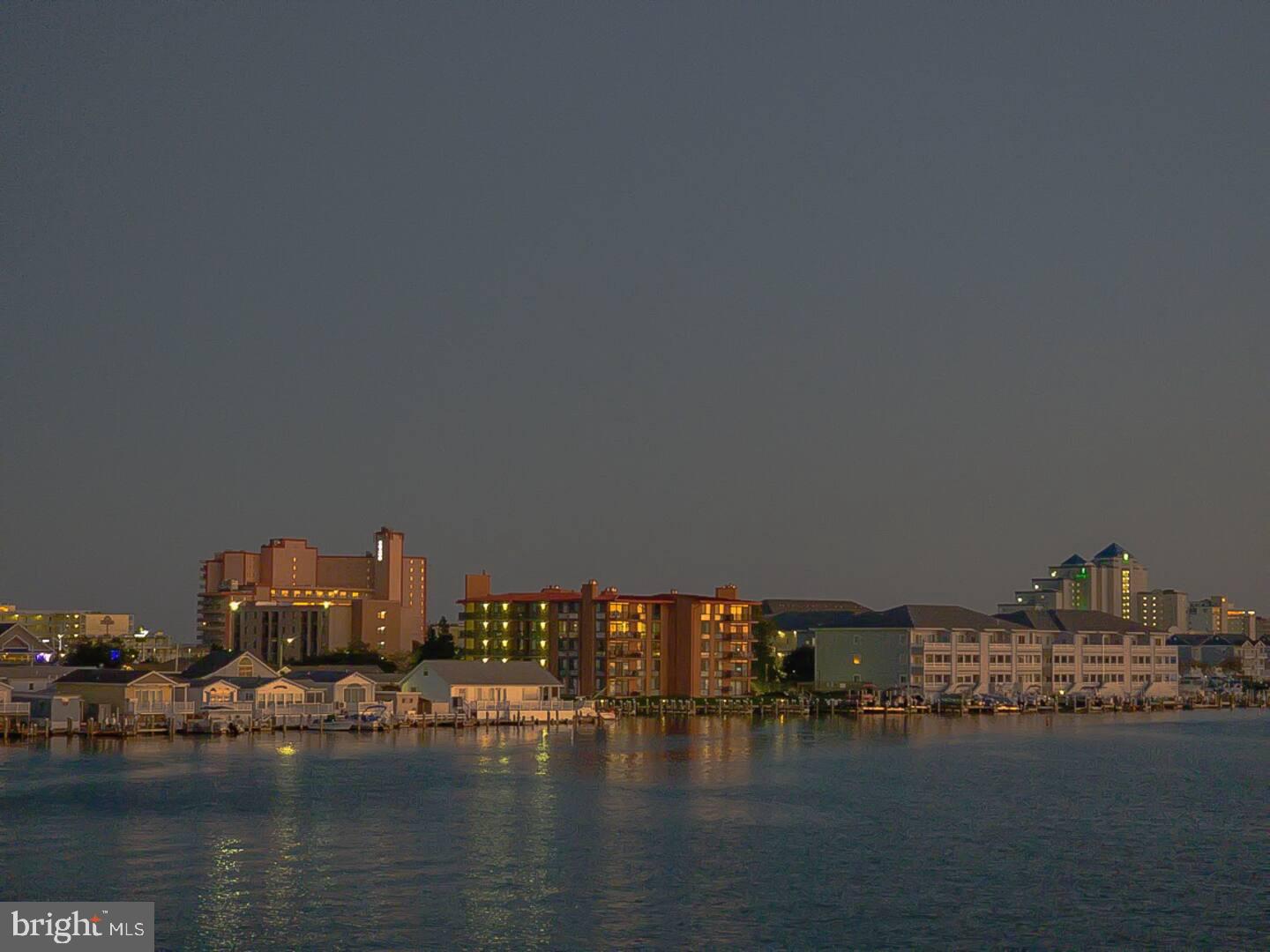 DOWNTOWN OC - Residential