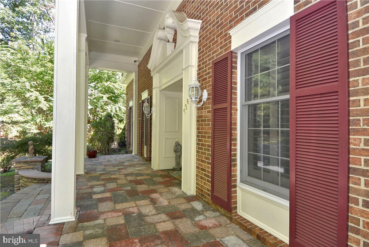 HARBOR HILLS - Residential