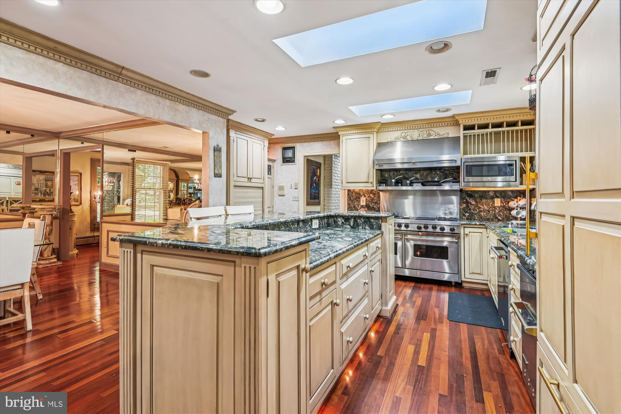 HARBOR HILLS - Residential