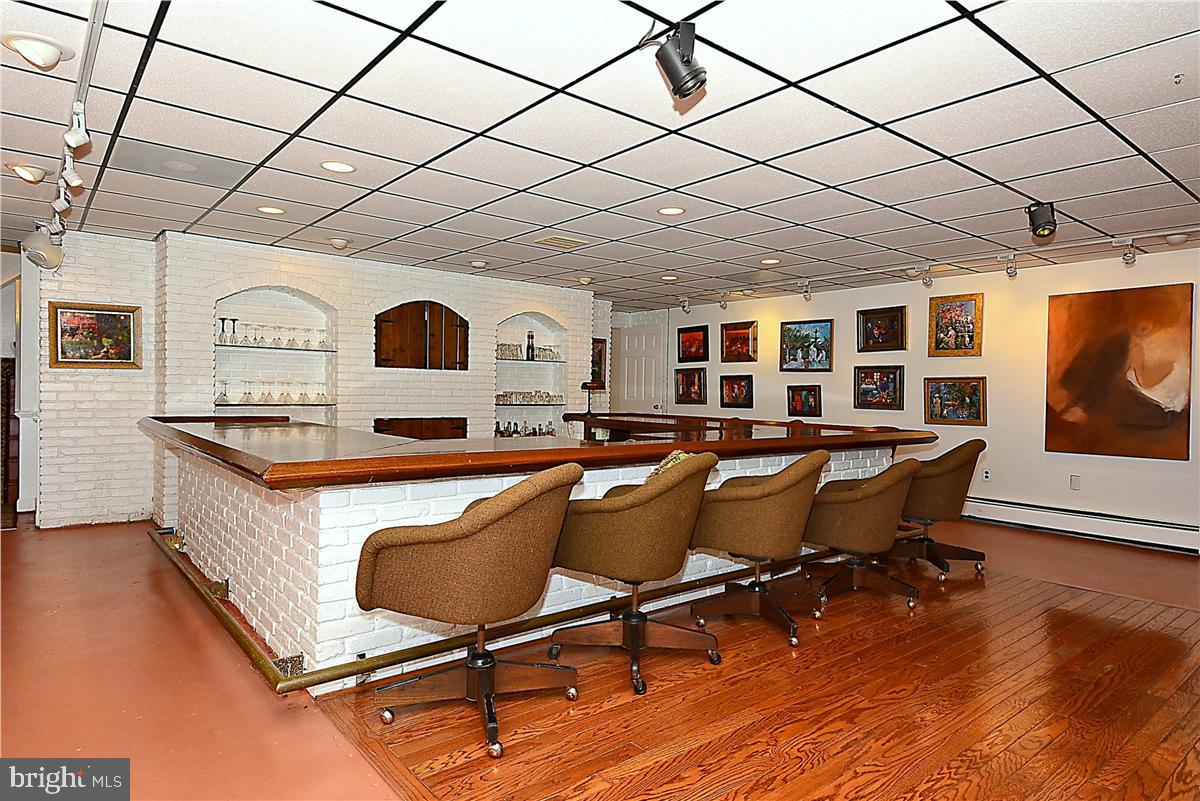 HARBOR HILLS - Residential