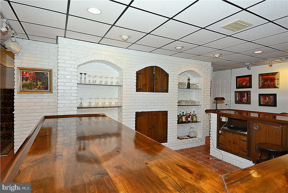 HARBOR HILLS - Residential