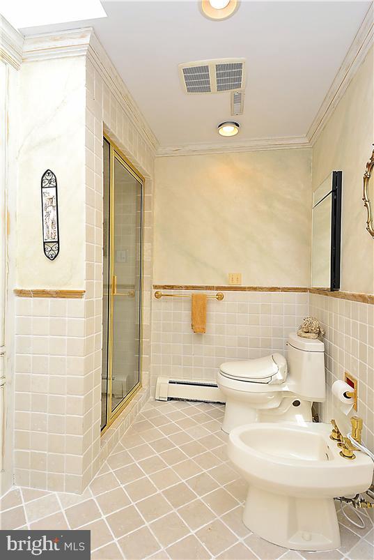 HARBOR HILLS - Residential