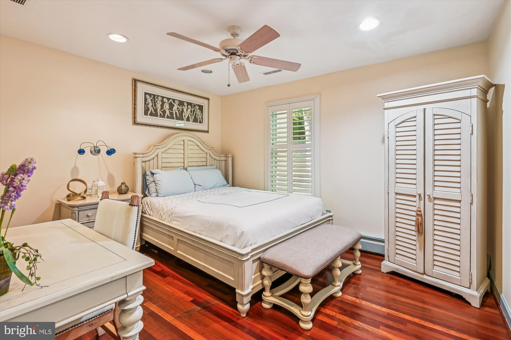 HARBOR HILLS - Residential