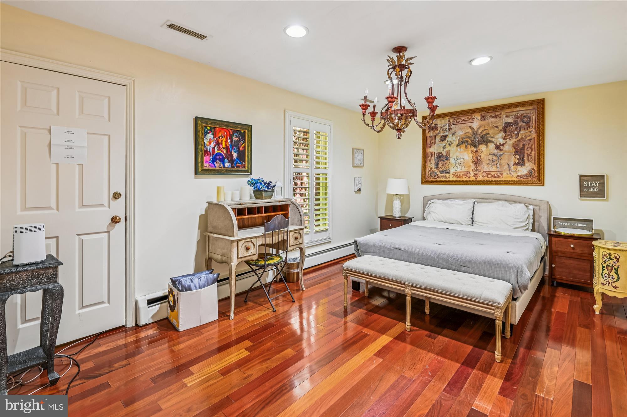 HARBOR HILLS - Residential