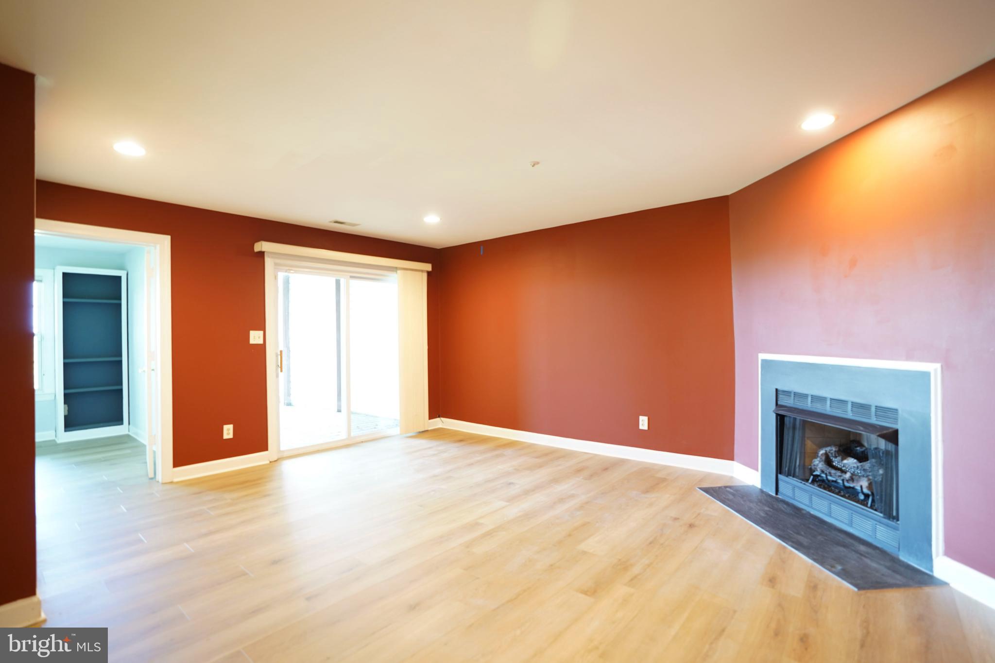 WAVERLY WOODS - Residential Lease