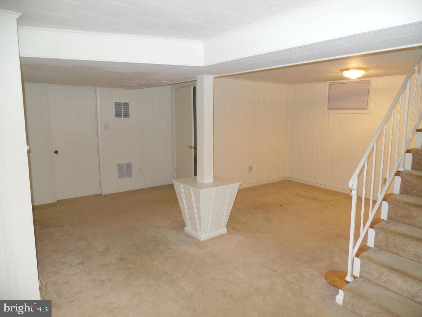 PIMMIT HILLS - Residential Lease