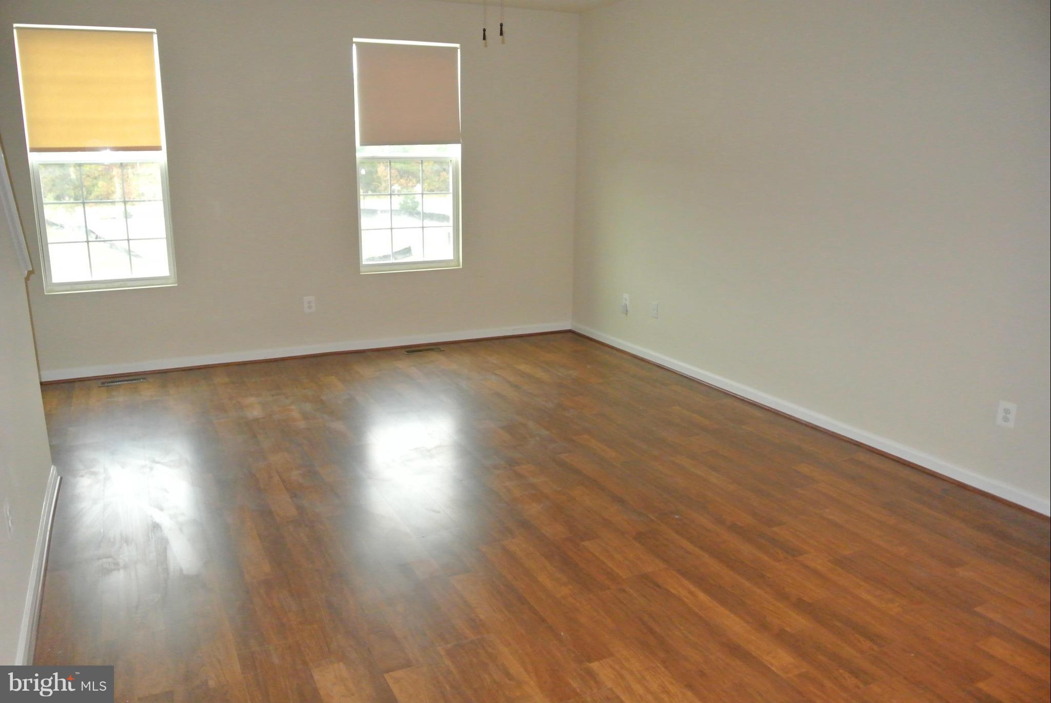 ST CHARLES SUB - GLENEAGLES - Residential Lease